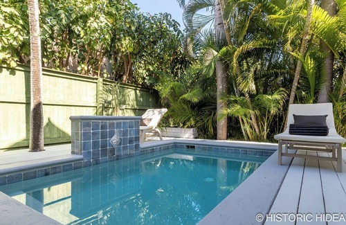 The Meadows House | Conch Republic Retreat