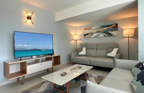 Santurce House | Condado Laguna Villa 1 - Spa - 6 Bd 3Ba Generator