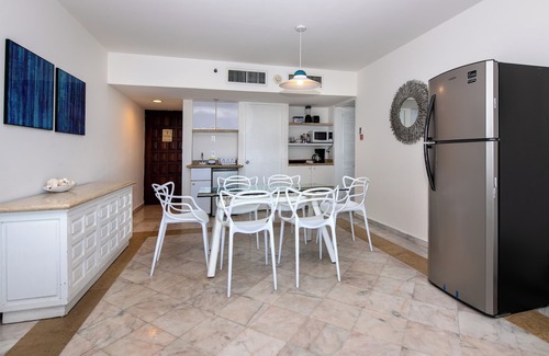 Punta Cancun Apartment | Condo 2 BDR 5pax en Resort