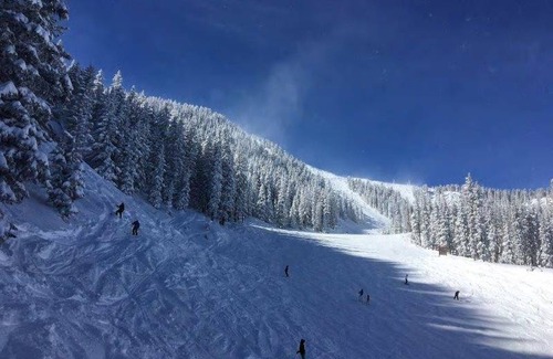 Taos Ski Valley Condo | Condo ∙ 2 bedrooms ∙ 8 guests