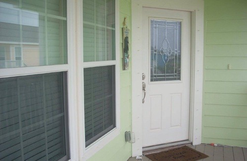 Aransas Pass House | Condo 2 bedroom 2 bath long term rental welcome!