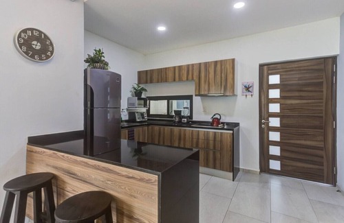 La Cruz de Huanacaxtle Condo | Condo 2BD con alberca en roof!