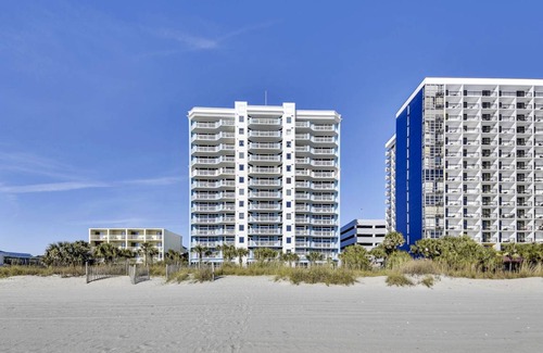 Myrtle Beach Condo | Condo ∙ 4 bedrooms ∙ 10 guests
