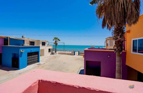 San Felipe House | Condo 4 In town and steps to the beach and Malecon