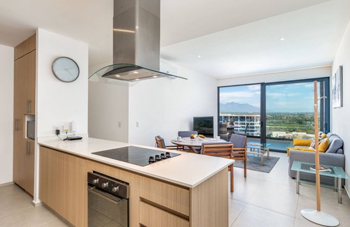 Flamingos Condo | Condo Aria Ocean 1012 by Kivoya