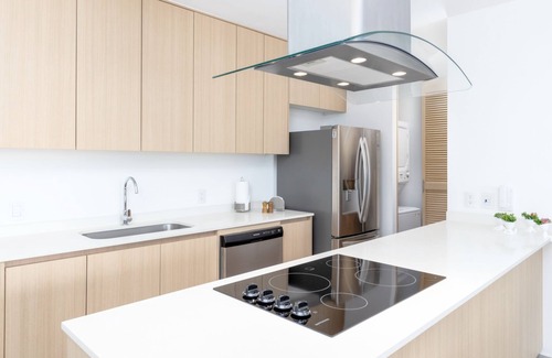 Flamingos Condo | Condo Aria Ocean 306