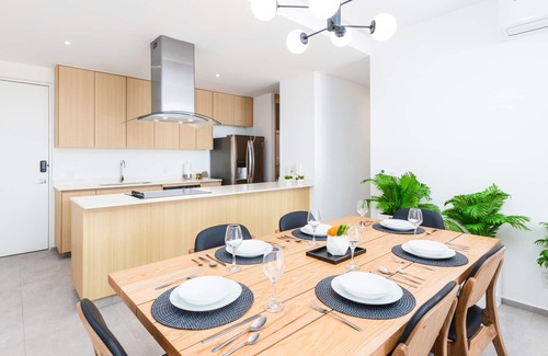 Flamingos Condo | Condo Aria Ocean 306