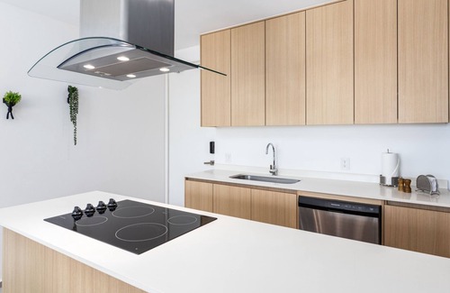 Flamingos Condo | Condo Aria Ocean 306