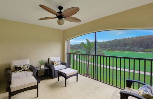 Naples Condo | Condo at Bonita National Golf and Country Club with full Golf Privs - 30 day min