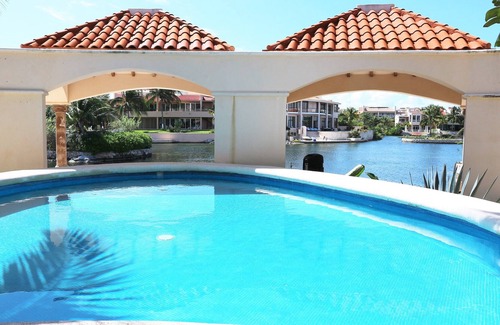 Puerto Aventuras Apartment | Condo Bellmare