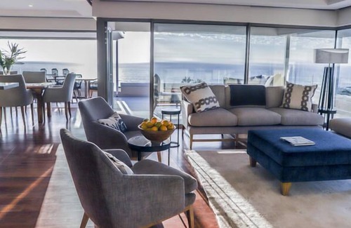 Camps Bay Condo | Condo Carolina