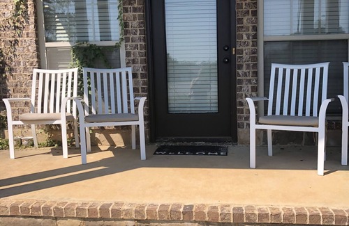 Forest Lake Condo | Condo close to U A