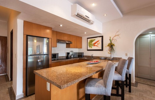 Marina Vallarta Apartment | Condo Hotel Velas Vallarta