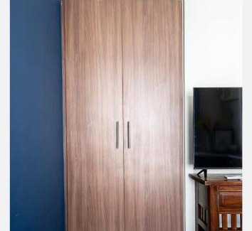Bonifacio Global City House | Condo in BGC near Grand Hyatt Hotel