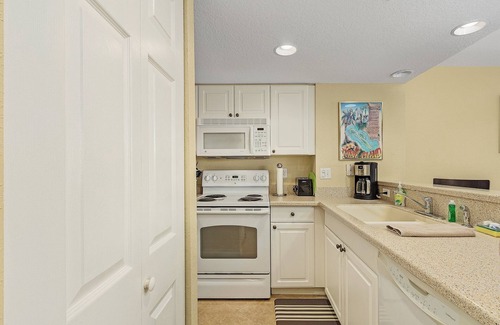 Bokeelia Condo | Condo in Four Winds! 2/2 Incredible Water Views!