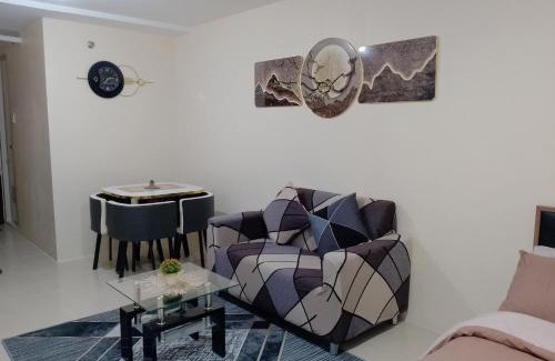 Tondo Apartment | Condo in Manila JJ Staycation