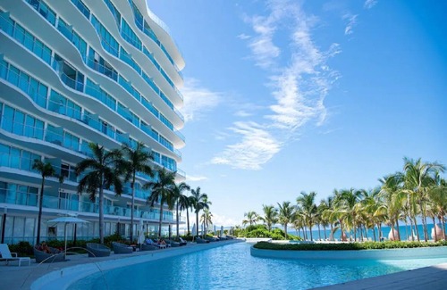 Flamingos Condo | Condo Maritima NV by TRVL2HM