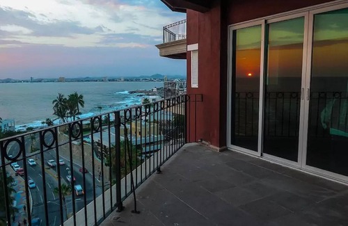 Balcones de Loma Linda Condo | Condo Ocean 3