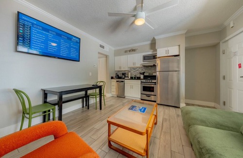 Belleair Beach Condo | Condo On The Beach - Heated Pool - Self Check-in