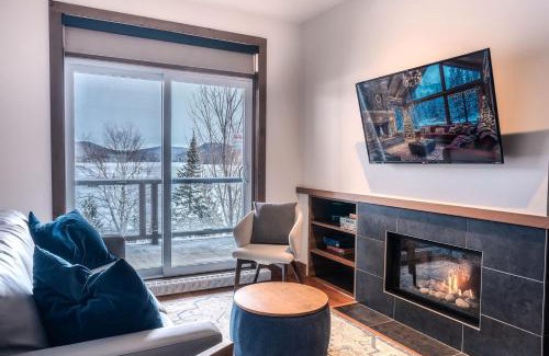 Lac Superieur Village House | Condo overlooking Lac Superieur & mountain views