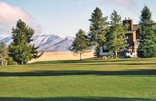 Island Park Apartment | Condo Style Resort at Island Park Near Yellowstone