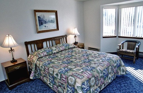 Island Park Apartment | Condo Style Resort at Island Park Near Yellowstone