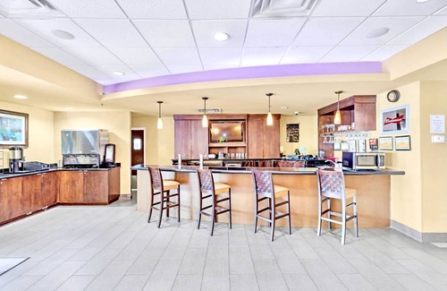 Florida Central Atlantic Coast Apartment | Condo w Hot Tub & Pool - Close to Universal Studio