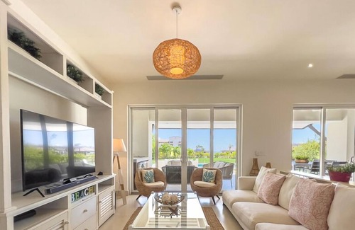 Panama Oeste Province Condo | Condo with 3 bdr + 3 bthr 🏣near Marina 🚤 / Beach club access 🏖️🌊