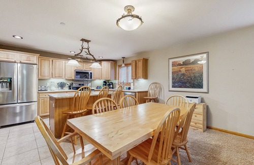 Arkdale Condo | Condo with access to Golf, Pool, Hot tub, Lake access, & Resort Amenities
