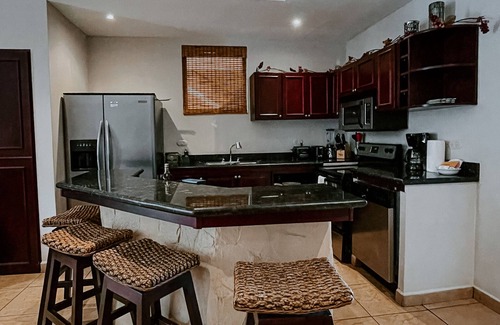 Barrio Los Villalobos Condo | Condo Yuli, Oceanfront on Jaco Beach