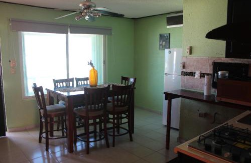 Zona Hotelera Apartment | Condominio Brisas Boulevard Kukulcan km. 19, Zona Hotelera