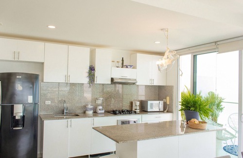 Crespo Apartment | Condominio frente al mar Morros Epic.