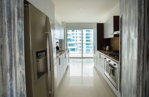 Crespo Apartment | Condominio frente al mar Morros Epic.