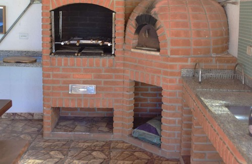 Ibiuna House | Condominium farmhouse near SP with heated pool,