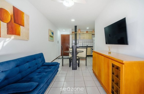 Ingleses Norte Condo | Condominium With Pool 100m From the Beach - CSC