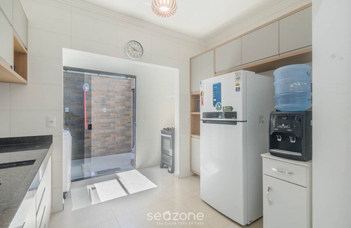 Taperapua Beach Apartment | Condominium With Pool 950m From the Beach - PDM
