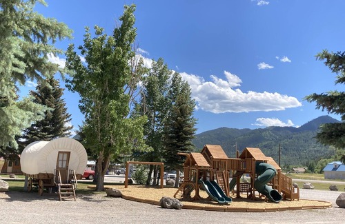 Irwin House | Conestoga Wagon 1 - Swan Valley RV Park near scenic Snake River