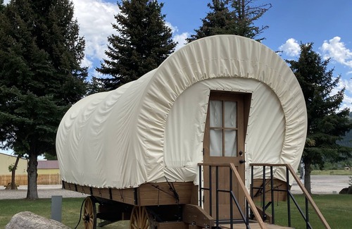 Swan Valley House | Conestoga Wagon 2 - Swan Valley RV Park - Near scenic Snake River