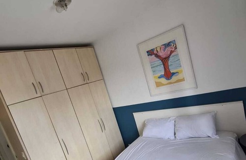 Parque Enseada Apartment | Confortável cobertura com piscina privativa