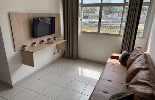 Parque Enseada Apartment | Confortável e Mobiliado 2 dorm proximo a praia da Enseada Ap 12