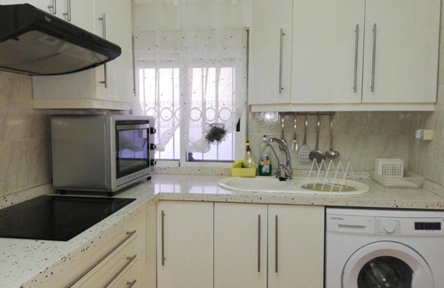 Santiago de la Ribera House | Confortable 3-bed House, Bungalow
