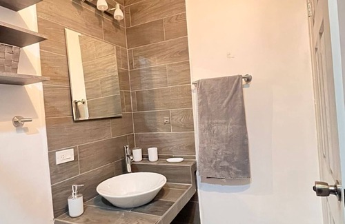 Esterito Apartment | confortable apartamento Twins, a solo 3 cuadras del malecon de la Paz,