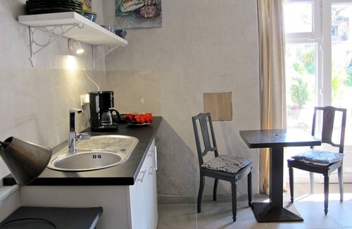 Caromb Apartment | Confortable Studio au Pied du Mont Ventoux