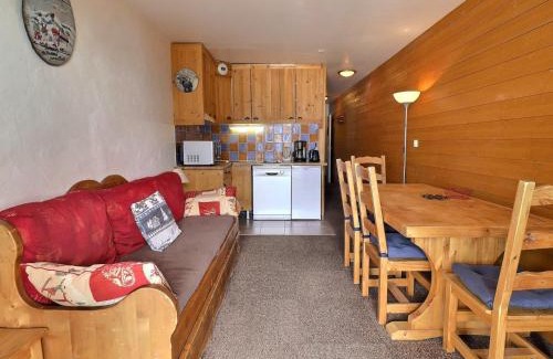 Meribel-Mottaret Apartment | Confortable T2 avec Balcon Sud-Est, Animaux Acceptés - FR-1-182-50