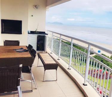 Centro Apartment | Conforto a Beira-Mar: Apartamento Resort Aracaty
