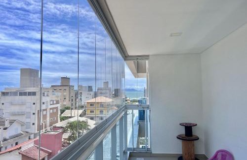 Governador Celso Ramos Apartment | Conforto! Apto com piscina no condomínio! PJ03I