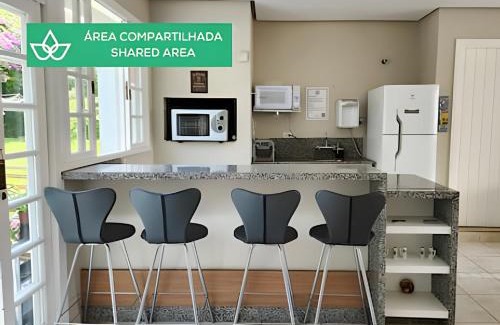 Bigorrilho Apartment | Conforto de Hotel, Aconchego de Casa. Ap Completo