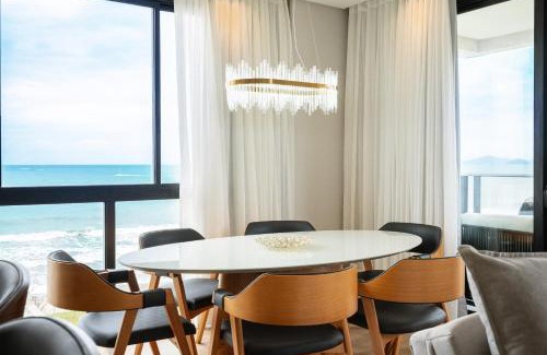 Barra Velha Apartment | Conforto e Estilo Vista para o Mar Hidromassagem Wi-Fi Ar Condicionado Vaga Privativa e a Passos da Praia