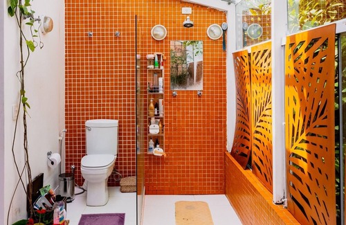 Cotia House | Conforto e lazer em meio à natureza