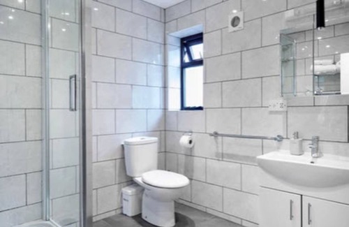 Headington House | Conifers Guest House